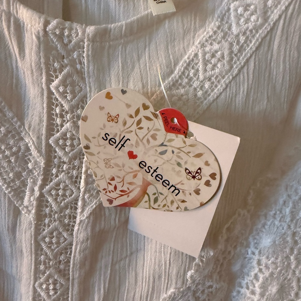 Self Esteem Ivory Lace Detail Blouse NWT - Picture 6 of 7